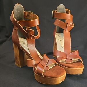 Free People Cognac Brown Leather Platform Block Heel Sandals NEVER WORN